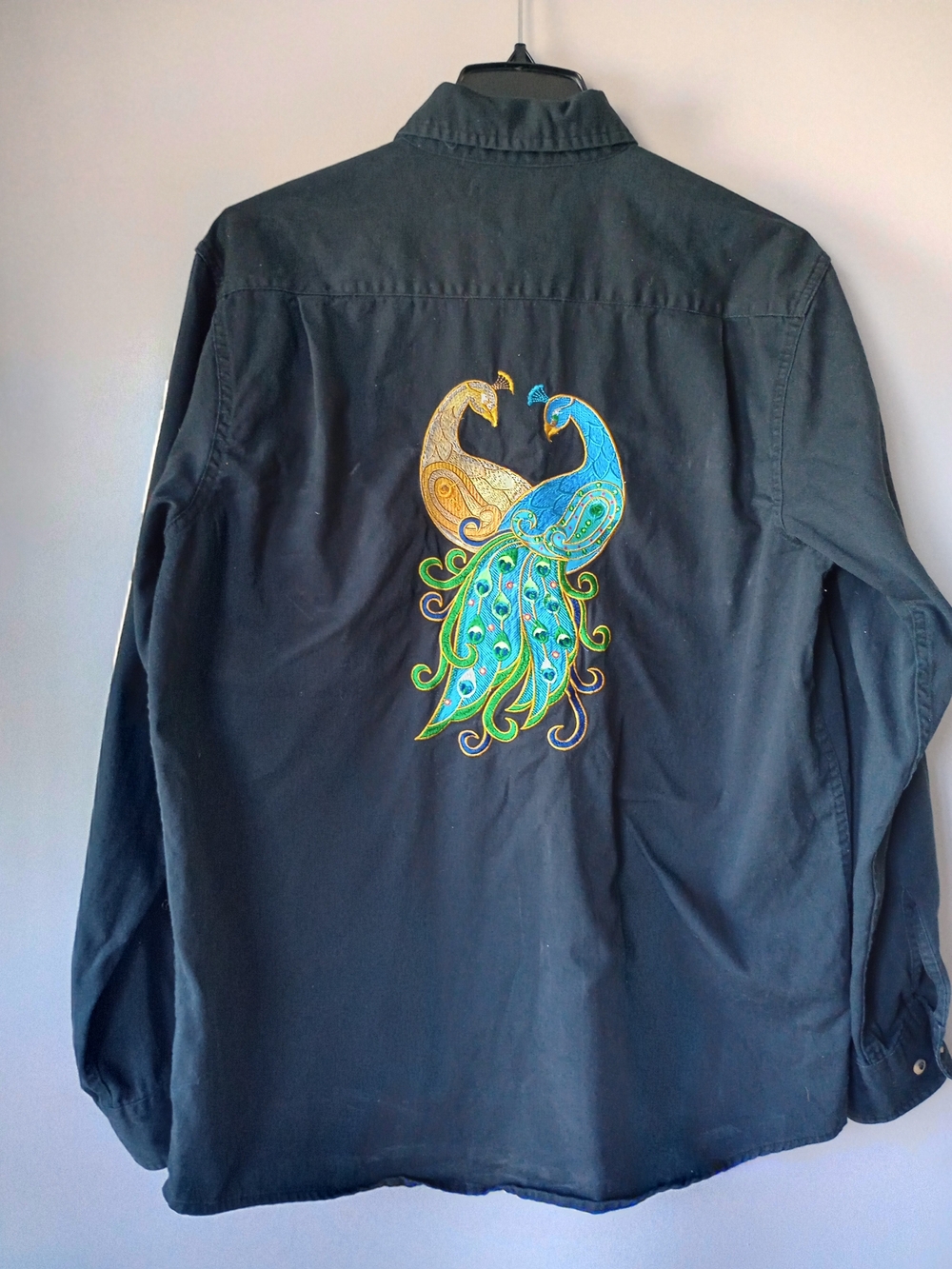 VTG Peacock Embroidered Black Long Sleeve Button Shirt Sz M Western Rodeo Cowboy